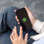 Spotify: Sua Trilha Sonora Personalizada em Qualquer Lugar