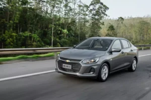 Monte o Seu Chevrolet Onix Plus